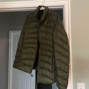 Uniqlo down jacket. Deceivingly warm for how light it is.